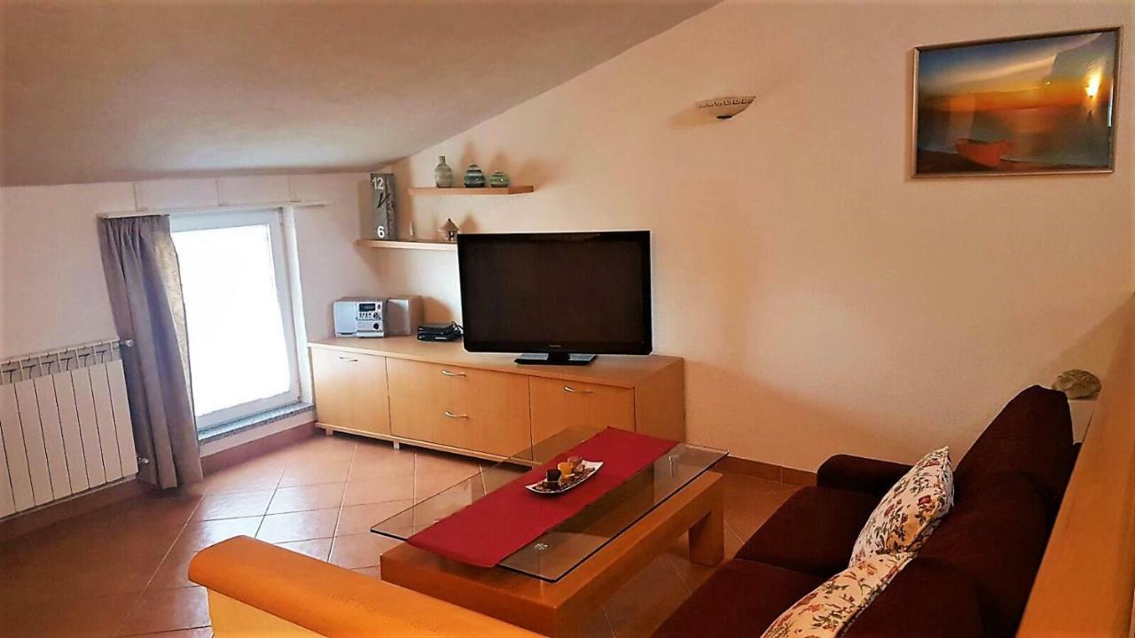 Apartment Villa Engel With Pool Poreč Kültér fotó