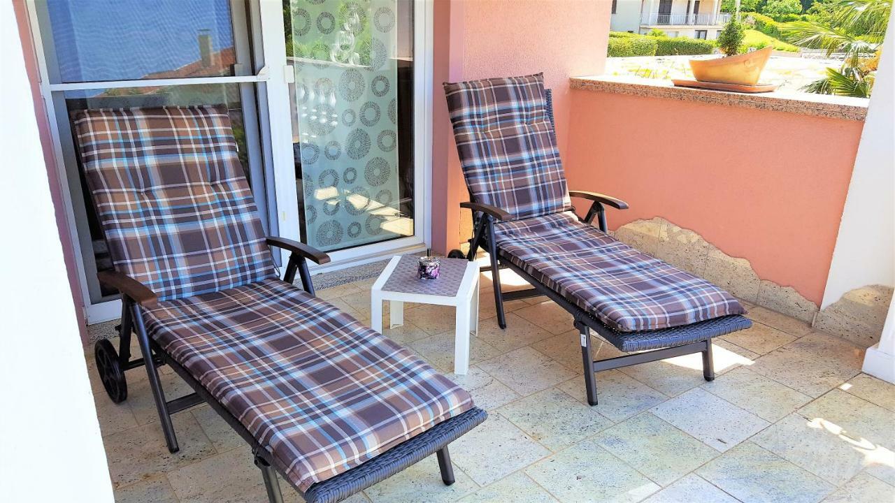 Apartment Villa Engel With Pool Poreč Kültér fotó