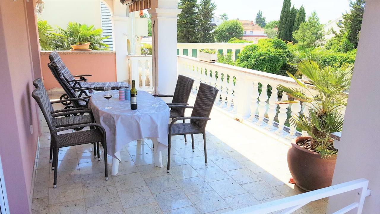 Apartment Villa Engel With Pool Poreč Kültér fotó