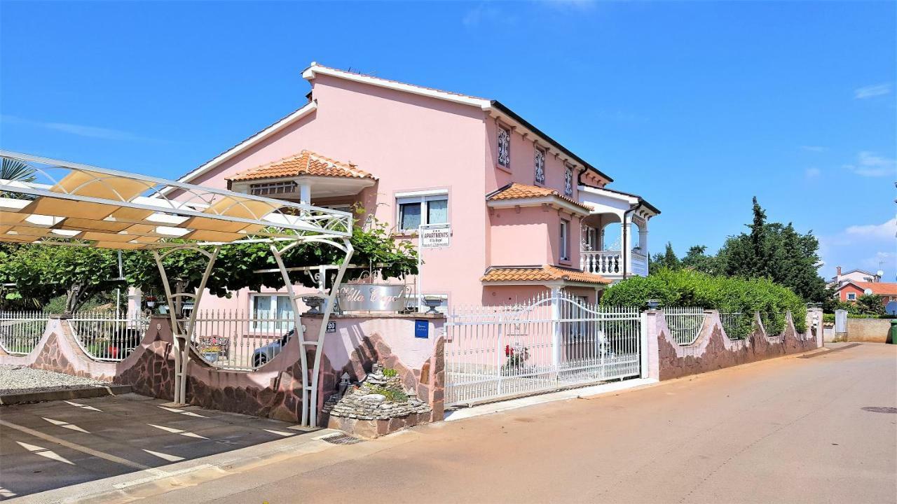 Apartment Villa Engel With Pool Poreč Kültér fotó